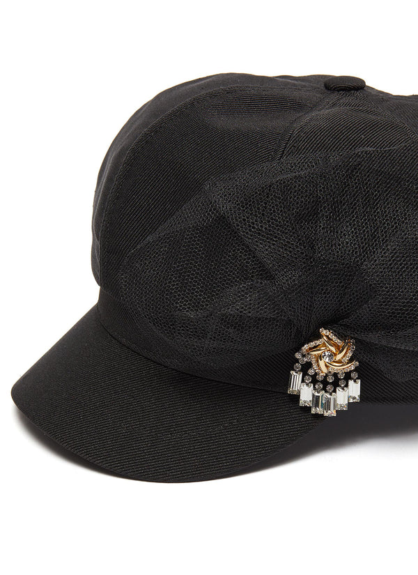 Mesh embellished pin twill newsboy cap