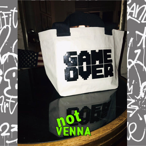 Not VENNA GAME OVER PRINT TOTE BAG
